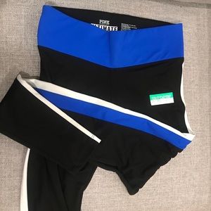 PINK Ultimate Black Yoga Leggings